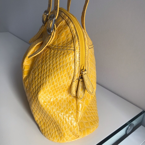 NWOT Maxx New York Yellow Faux Croc Hobo Spring Summer Bag - Picture 14 of 16